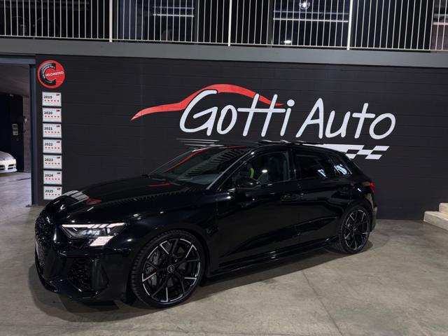 Audi RS3 UNICOPROPRIETARIO CARBOCERAMICI ALLESTIMENTO UNICO - foto 2 di 4