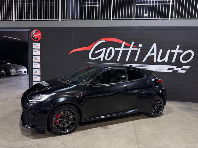 Toyota Yaris IVA ESPOSTA TOTAL BLACK CIRCUIT IN SEDE - foto 2 di 4