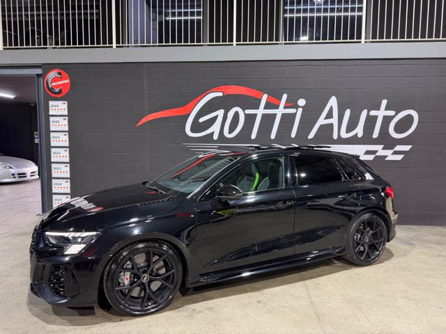 Audi RS3 UNICOPROPRIETARIO CARBOCERAMICI ALLESTIMENTO UNICO - foto 3 di 4