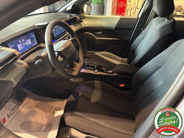 Lancia Ypsilon Hybrid e-DCT, in vendita a Santa Maria Di Licodia (CT)