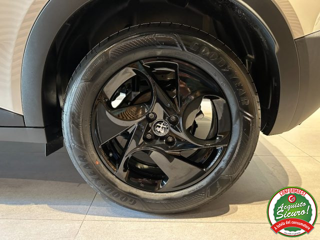 Alfa Romeo Junior 1.2 136 CV Hybrid eDCT6 - foto 3 di 24