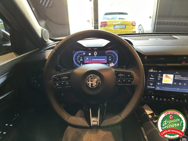 Alfa Romeo Junior 1.2 136 CV Hybrid eDCT6 nuovo a SANTA MARIA DI LICODIA