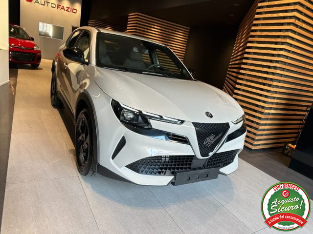 Alfa Romeo Junior 1.2 136 CV Hybrid eDCT6 - foto 4 di 24