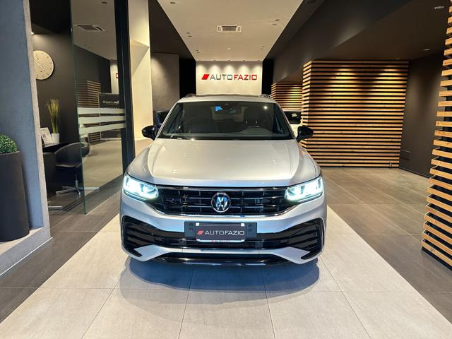 Volkswagen Tiguan 2.0 TDI 150 CV R-Line usato a SANTA MARIA DI LICODIA