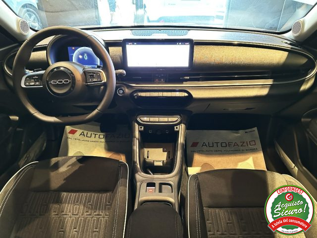 Fiat 600 Hybrid 110 CV DCT MHEV Icon - foto 4 di 4