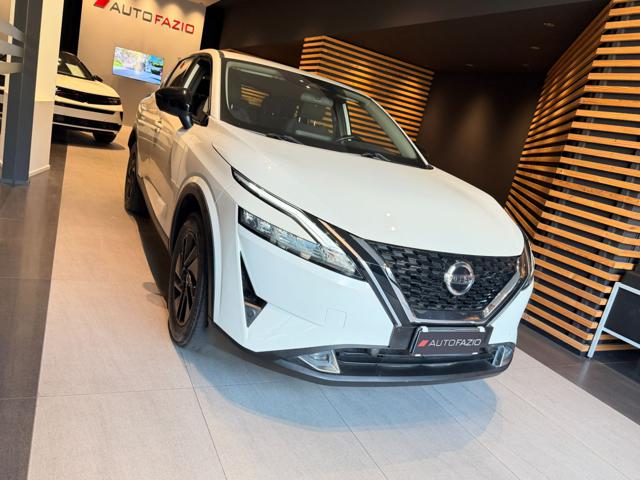 Nissan Qashqai MHEV 140 CV Business - foto 4 di 4
