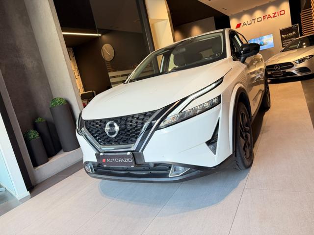 Nissan Qashqai MHEV 140 CV Business - foto 2 di 4