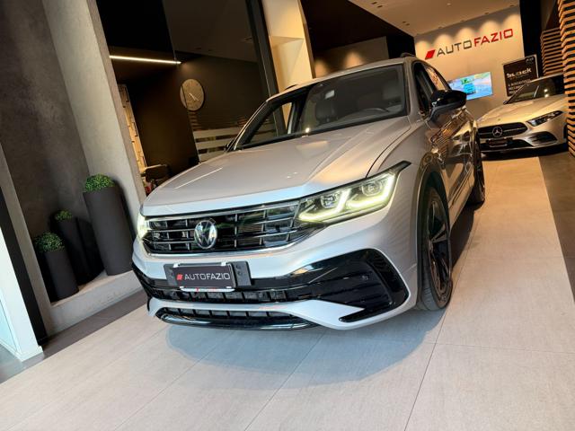 Volkswagen Tiguan 2.0 TDI 150 CV SCR DSG R-Line - foto 2 di 4