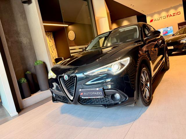 Alfa Romeo Stelvio 2.2 Turbodiesel 180 CV AT8 RWD Executive - foto 2 di 4
