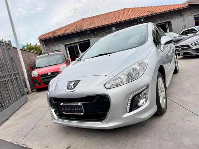 Peugeot 308 1.6 8V e-HDi 112CV Stop&Start 5p. Allure, del 2011, 182.000 km, in vendita a Santa Maria Di Licodia (CT)