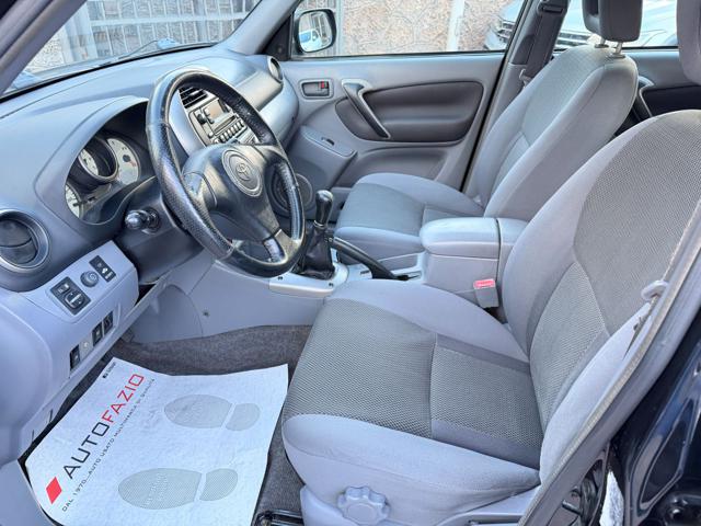 Toyota RAV 4 RAV4 2.0 Tdi D-4D cat 5 porte Sol - foto 2 di 4