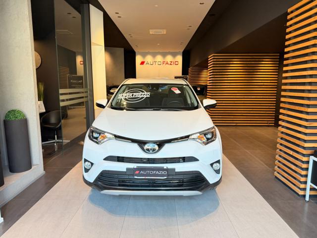 Toyota RAV 4 MY23 RAV4 2.0 D-4D 2WD Dynamic, del 2019, 83.000 km, in vendita a Santa Maria Di Licodia (CT)