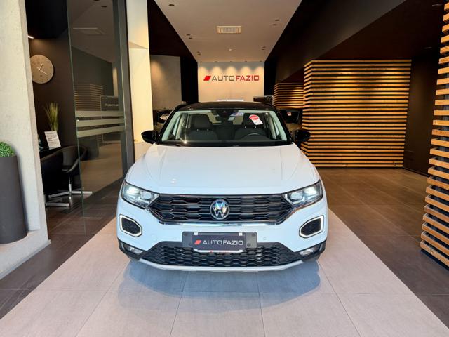 Volkswagen T-Roc 1.0 TSI Style BlueMotion Technology, del 2021, 89.000 km, in vendita a Santa Maria Di Licodia (CT)