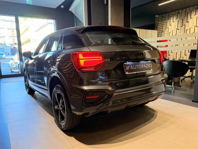 Audi Q2 30 TDI Identity Black - foto 3 di 4