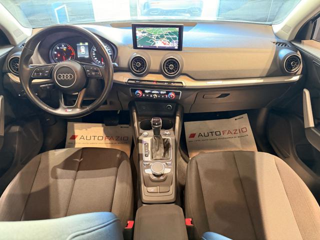 Audi Q2 30 TDI Identity Black - foto 2 di 4