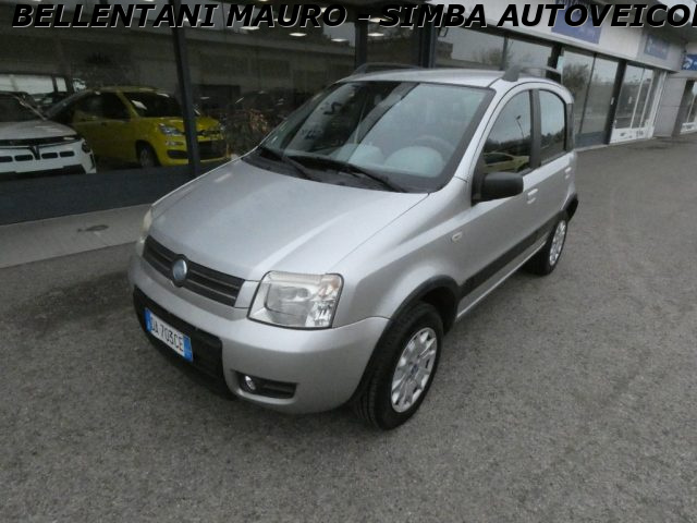 Fiat Panda 1.2 4x4 Climbing - foto 3 di 4