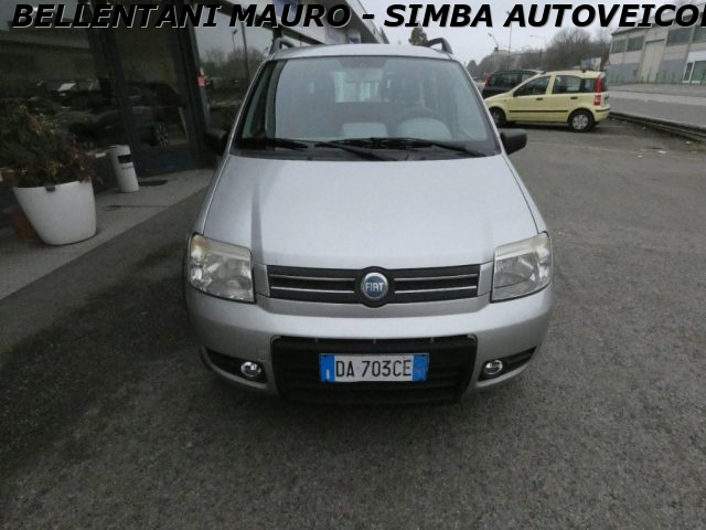 Fiat Panda 1.2 4x4 Climbing - foto 2 di 4
