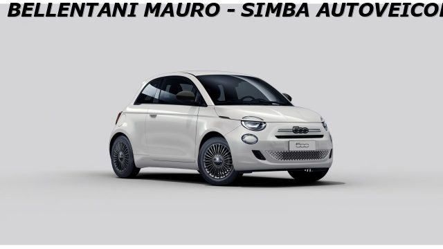Fiat 500 Berlina Hybrid Icon nuovo a MODENA
