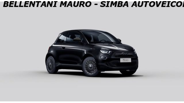 Fiat 500 Berlina Hybrid Icon nuovo a MODENA