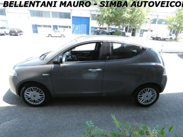 Lancia Ypsilon 1.3 MJT 16V 95 CV 5 porte S&S Gold - foto 4 di 4