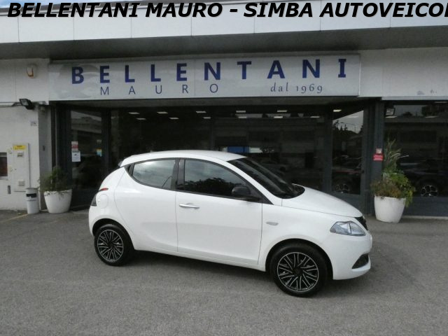 Lancia Ypsilon 1.0 FireFly 5 porte S&S Hybrid Oro usato a MODENA