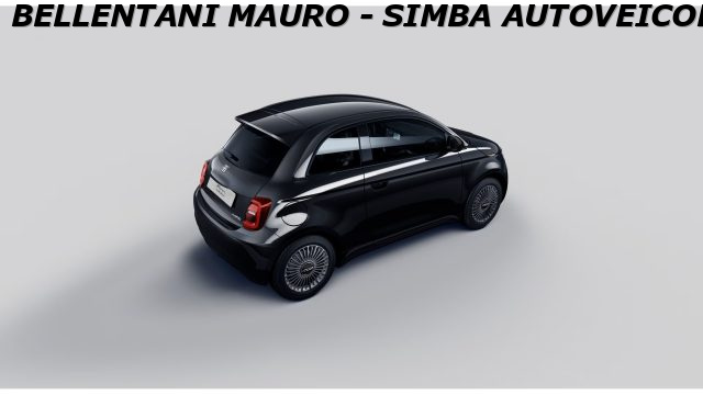 Fiat 500 Berlina Hybrid Icon - foto 3 di 4