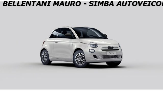 Fiat 500 Berlina Hybrid Pop nuovo a MODENA