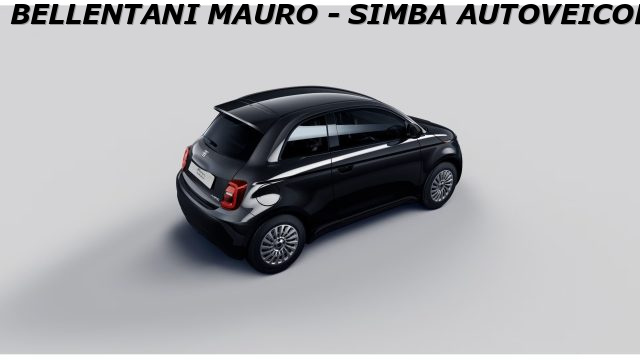 Fiat 500 Berlina Hybrid Pop - foto 3 di 4