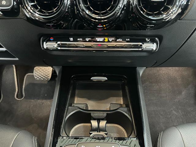 Mercedes-Benz GLA 200 d Automatic Business Extra - IVA ESPOSTA -UNI PROP usato a MONZA