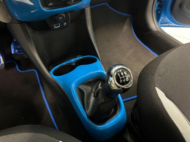 Toyota Aygo Connect 1.0 VVT-i 72 CV 5p. Cabrio - UNI PROP usato a MONZA