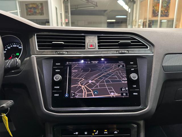 Volkswagen Tiguan 2.0 TDI 150 CV DSG Life UNICO PROPRIETARIO IVA ESP usato a MONZA