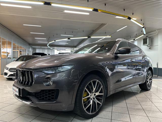 Maserati Levante V6 Diesel 275 CV AWD - Tetto - Maserati Service - foto 2 di 4