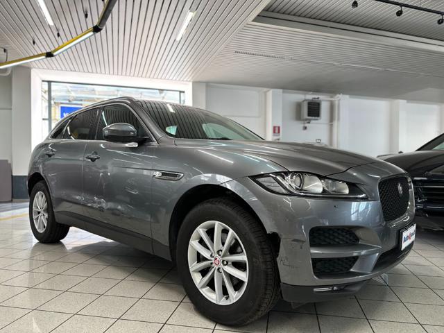 Jaguar F-Pace 2.0 D 180 CV AWD aut. Pure usato a MONZA