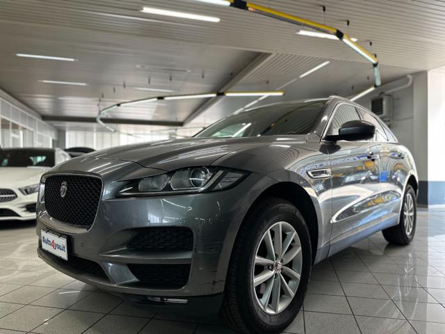 Jaguar F-Pace 2.0 D 180 CV AWD aut. Pure - foto 2 di 4