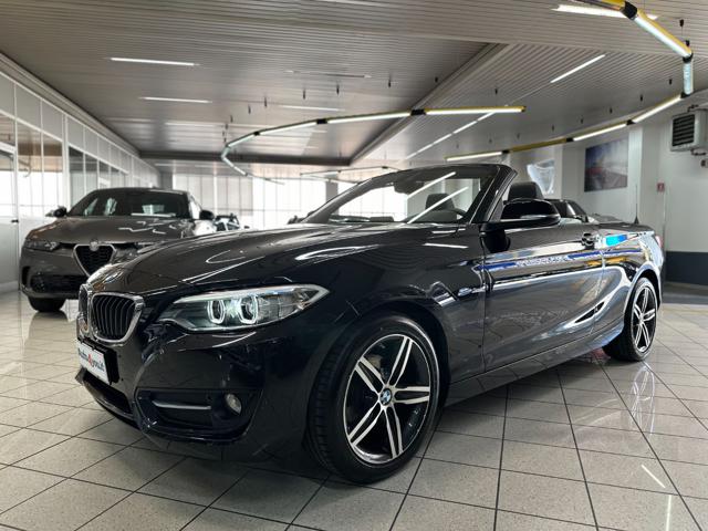 BMW 218 i Cabrio Sport - Service Ok - foto 2 di 4