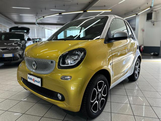smart forTwo 0.9 Turbo Basis Prime Cabrio - foto 3 di 4