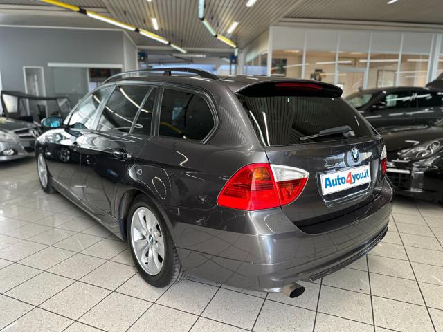 BMW 318 i cat Touring MSport - foto 4 di 29