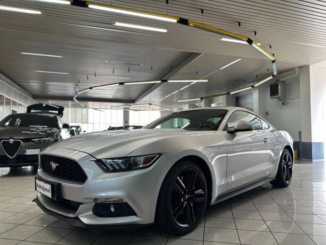 Ford Mustang Fastback 2.3 EcoBoost aut. - foto 2 di 4