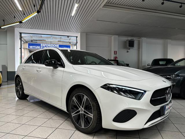 Mercedes-Benz A 180 Automatic Advanced - Luci ambiente, del 2025, 24.418 km, in vendita a Monza (MB)