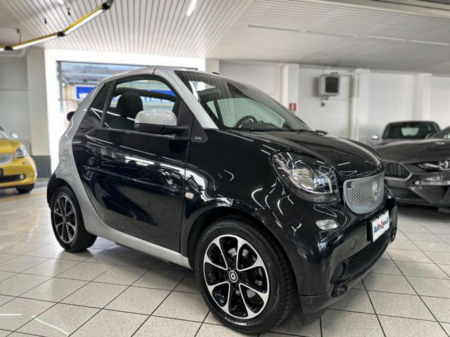 smart forTwo 90 0.9 Turbo twinamic cabrio Passion, del 2017, 92.330 km, in vendita a Monza (MB)
