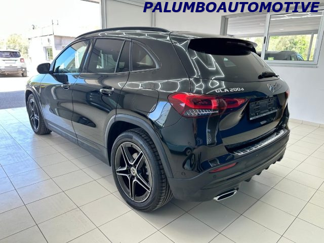 Mercedes-Benz GLA 200 d Automatic AMG-LINE - foto 4 di 4