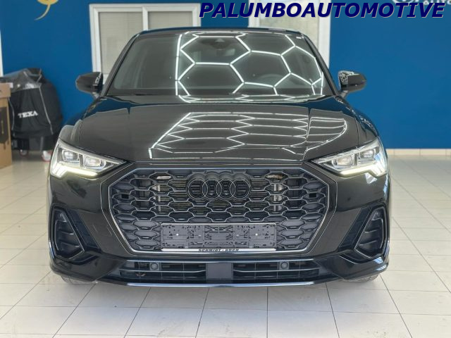 Audi Q3 35 TFSI S line edition - foto 3 di 4