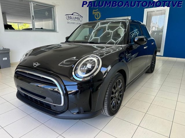MINI Cooper 1.5 One Business 5 porte - foto 2 di 4