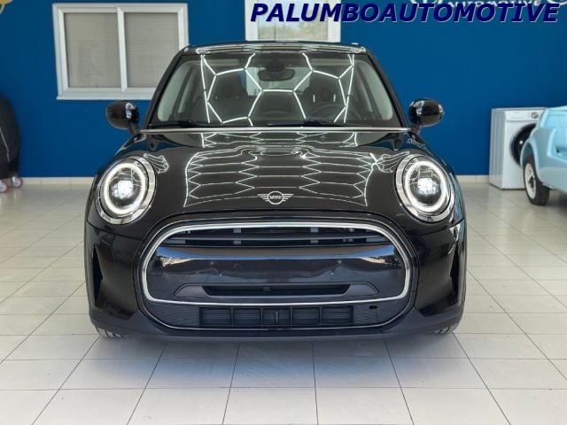 MINI Cooper 1.5 One Business 5 porte usato a PIGNATARO MAGGIORE