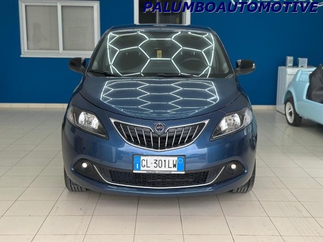 Lancia Ypsilon 1.0 FireFly 5 porte S&S Hybrid Gold - foto 2 di 4
