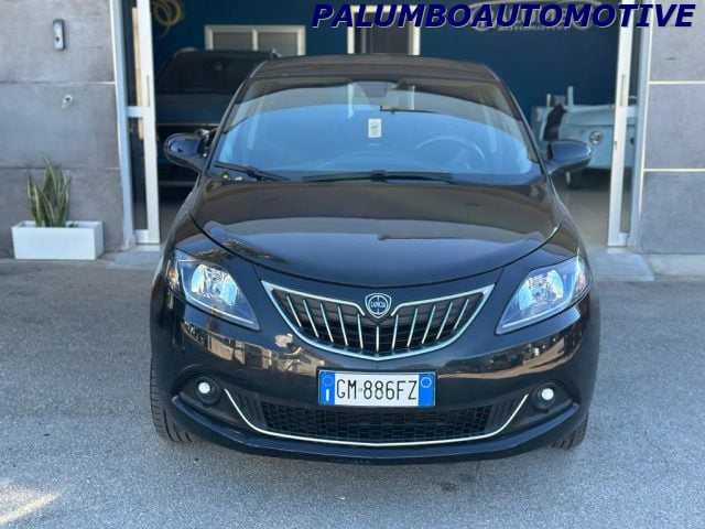 Lancia Ypsilon 1.0 FireFly 5 porte S&S Hybrid Gold - foto 2 di 4