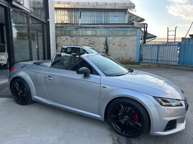 Audi TT Roadster 1.8 TFSI S tronic S line - foto 3 di 4
