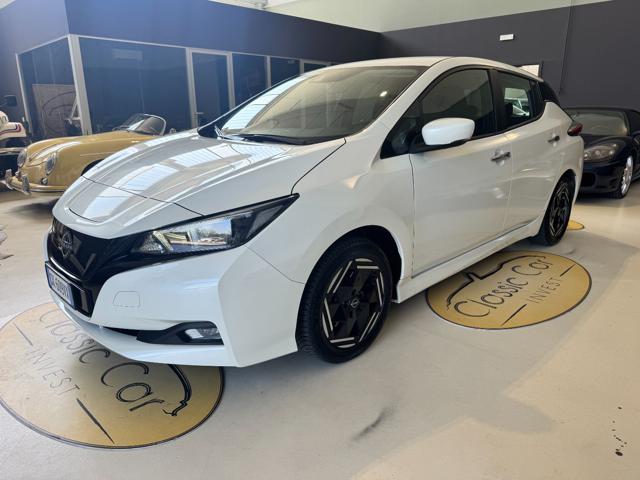 Nissan Leaf Acenta 40 kWh / TELECAMERA / CERCHI 16'' - foto 3 di 4