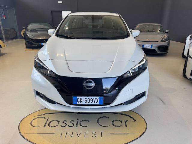 Nissan Leaf Acenta 40 kWh / TELECAMERA / CERCHI 16'' - foto 2 di 4
