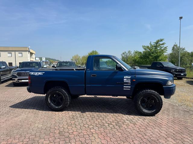 Dodge RAM RAM 5.9 V8 / SHORT CAB / 4X4 / GOMME 33'' - foto 4 di 4